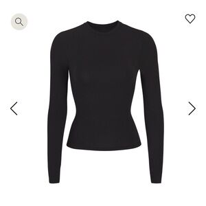 Skims Fits Everybody Long Sleeve T Shirt / Cotton Jersey / Black / Small (S)